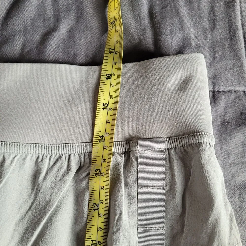 Lululemon Womens 12 Gray Cargo Multi Pocket HR Hiking High Rise Skort Lined Euc